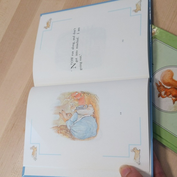 beatrix potter 2-pack hardcover kids book bundle Peter Rabbit Squirrel Nutkin - Picture 7 of 8